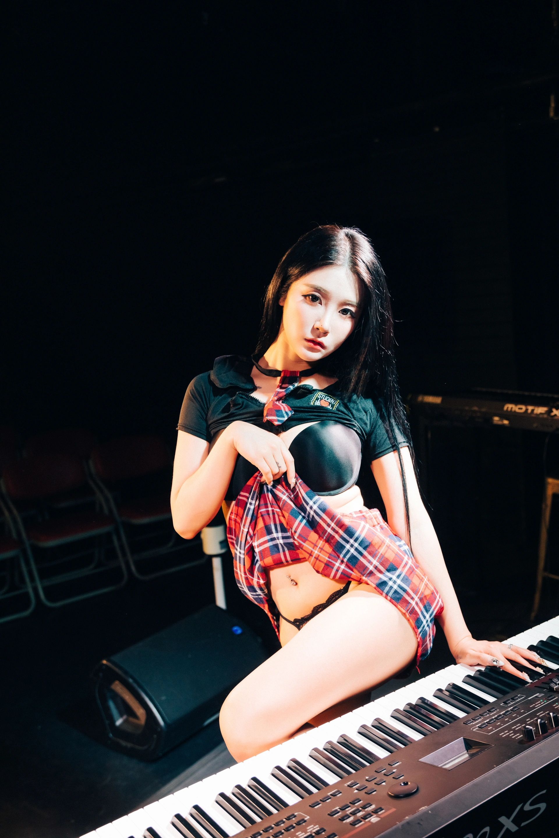 072.[Loozy] Bomi (보미)  - Covert stage 3
